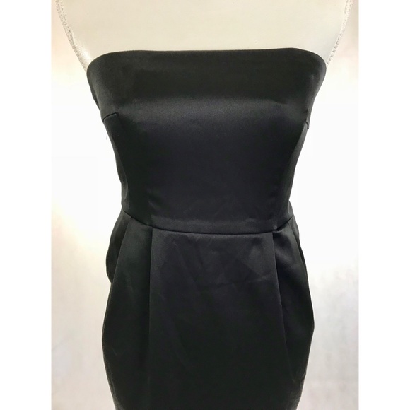 EXPRESS Black Strapless Satin Dress - Picture 3 of 4